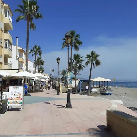 Casa Lydia Playa * 圣路易斯·德·萨比尼尔
